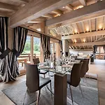 Chalet De Luxe Avec Piscine Et A - Fr-1-568-6 Courchevel